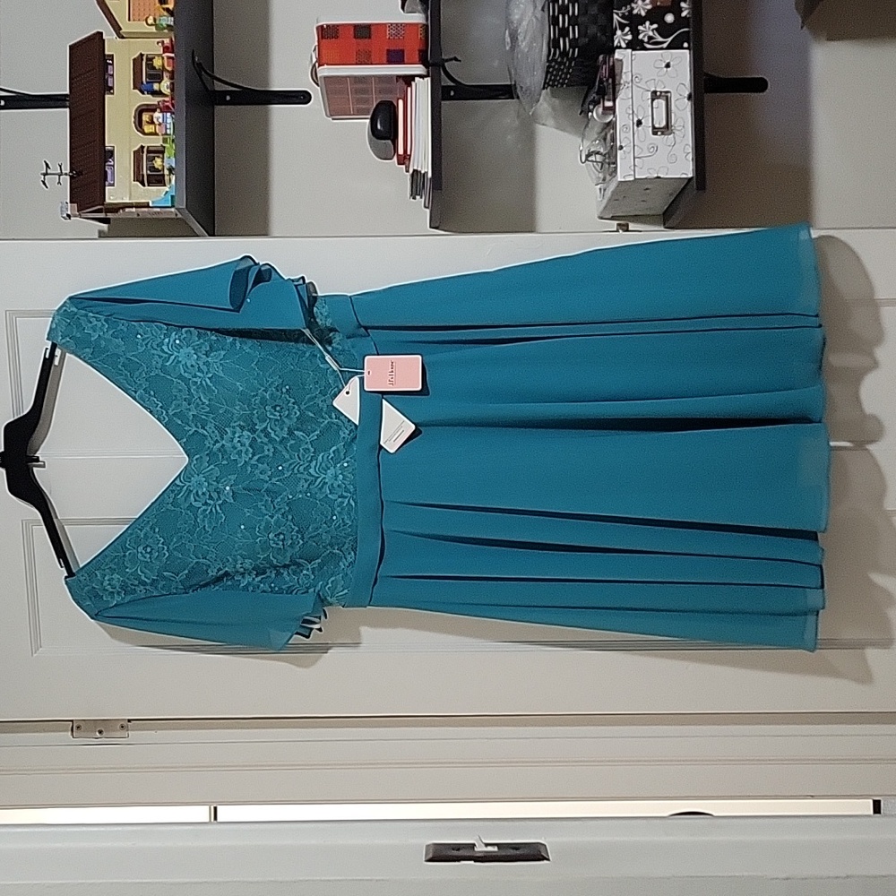 JJ's House Jade cocktail dress